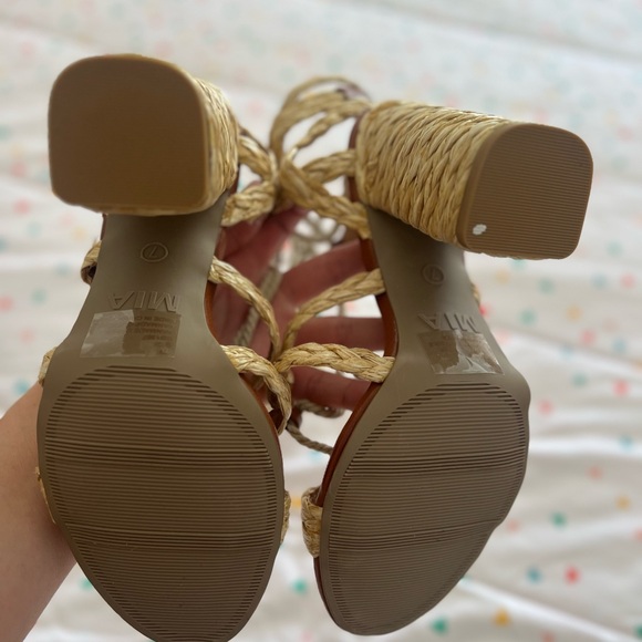 MIA sandals size 7 - Picture 3 of 3